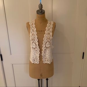 IMAGINARY VOYAGE crochet vest